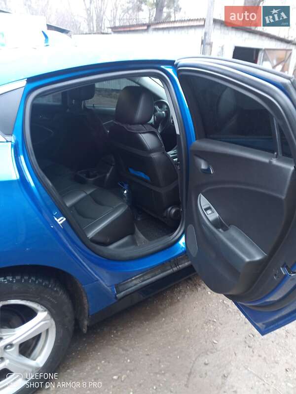 Хэтчбек Chevrolet Volt 2016 в Стрые