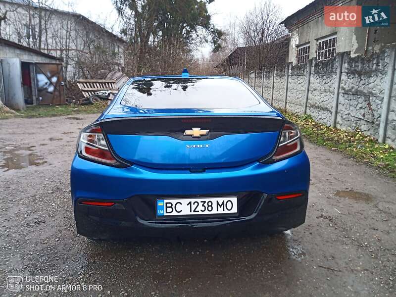 Хэтчбек Chevrolet Volt 2016 в Стрые