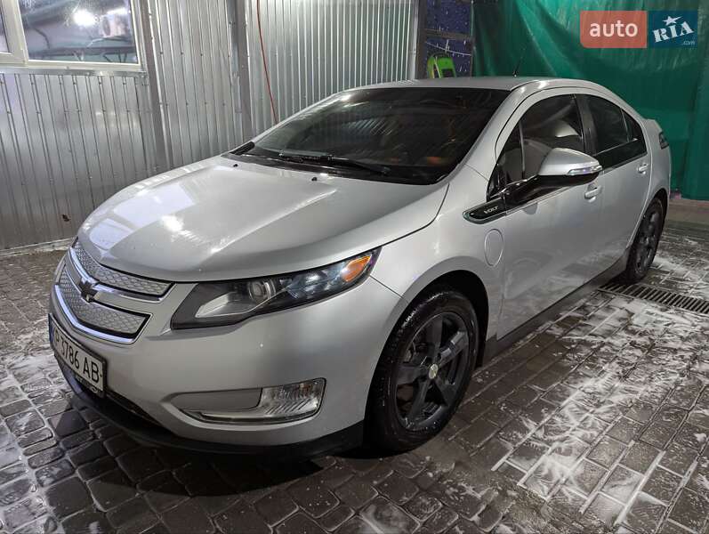 Хэтчбек Chevrolet Volt 2013 в Запорожье