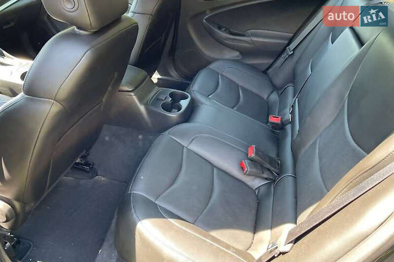 Хэтчбек Chevrolet Volt 2018 в Киеве