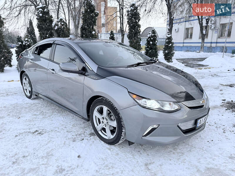 Хэтчбек Chevrolet Volt 2018 в Киеве