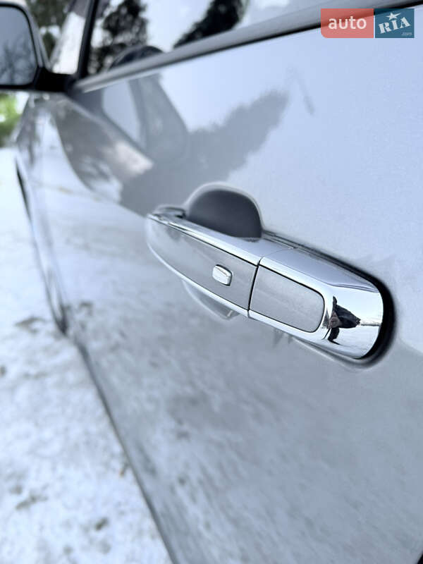 Хэтчбек Chevrolet Volt 2018 в Киеве