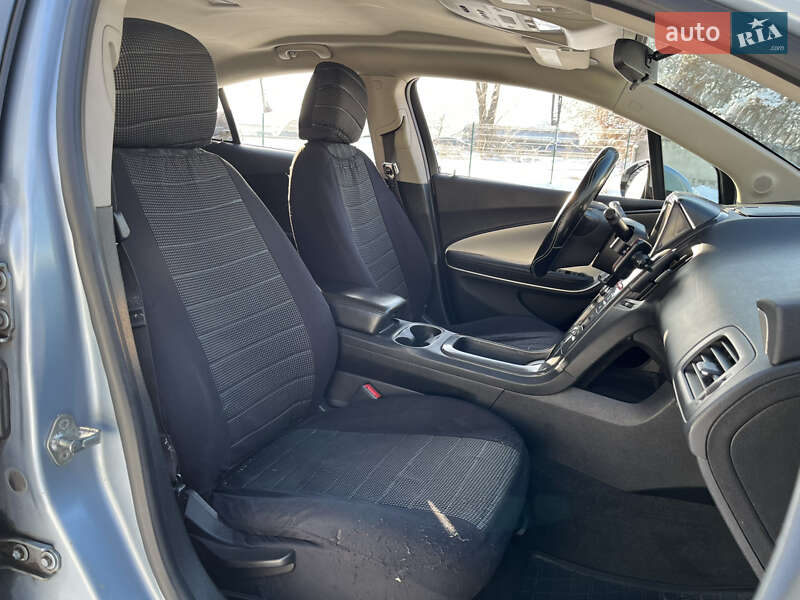 Хэтчбек Chevrolet Volt 2014 в Киеве фото 11 Хэтчбек Chevrolet Volt 2014 в Киеве