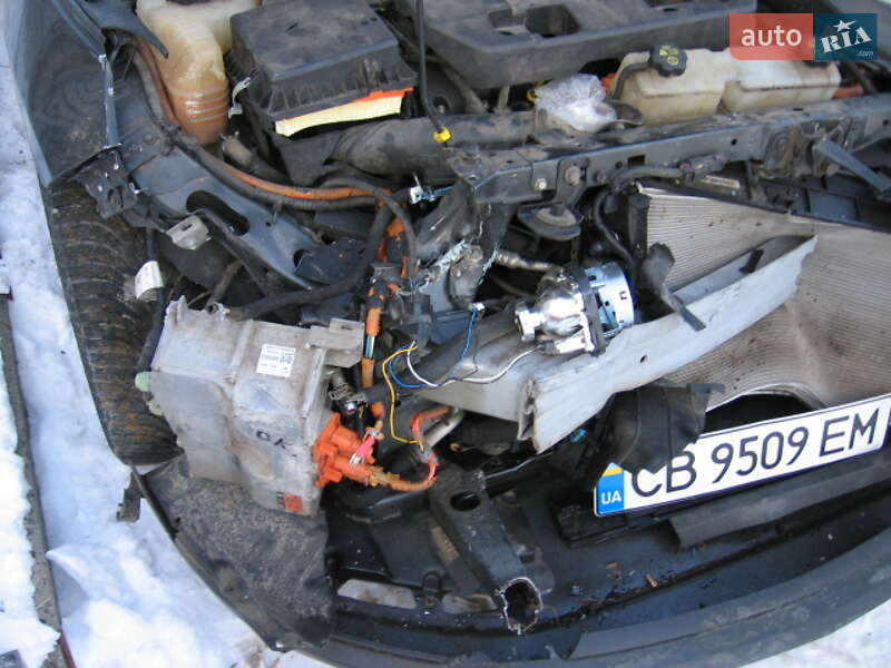 Хэтчбек Chevrolet Volt 2014 в Киеве фото 6 Хэтчбек Chevrolet Volt 2014 в Киеве