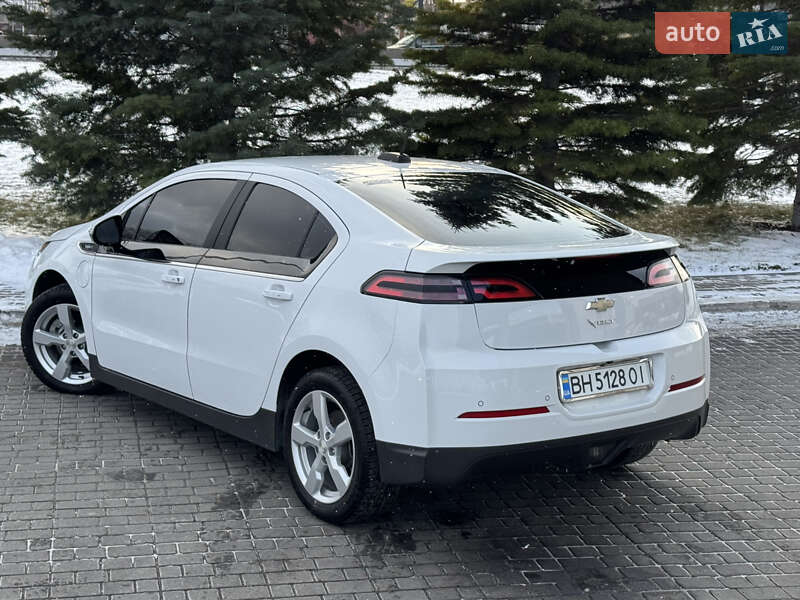 Хэтчбек Chevrolet Volt 2015 в Одессе фото 17 Хэтчбек Chevrolet Volt 2015 в Одессе