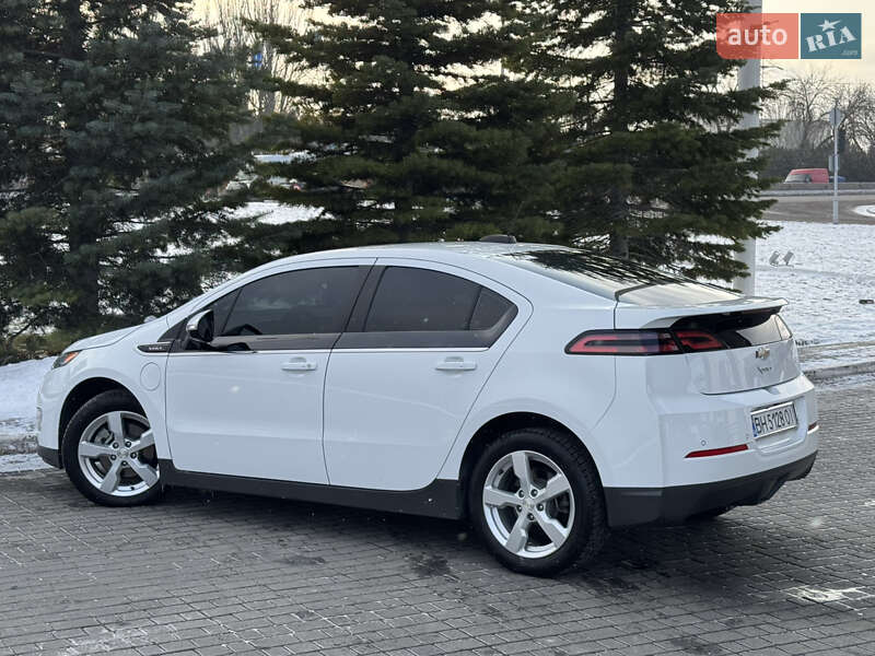Хэтчбек Chevrolet Volt 2015 в Одессе фото 18 Хэтчбек Chevrolet Volt 2015 в Одессе