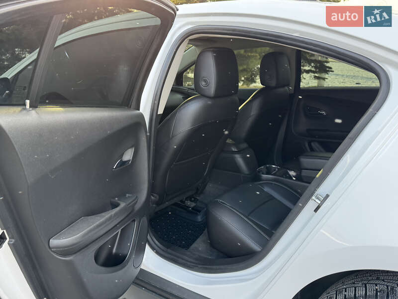 Хэтчбек Chevrolet Volt 2015 в Одессе фото 29 Хэтчбек Chevrolet Volt 2015 в Одессе