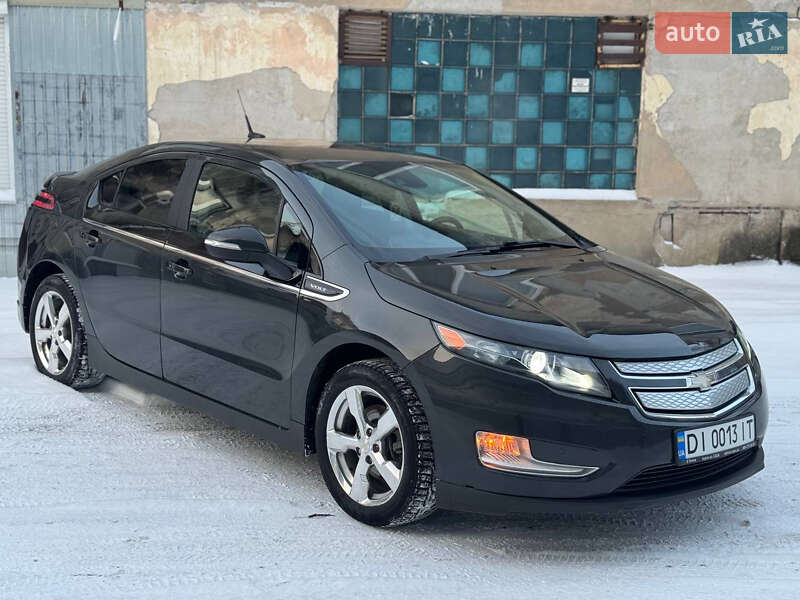 Хэтчбек Chevrolet Volt 2013 в Киеве