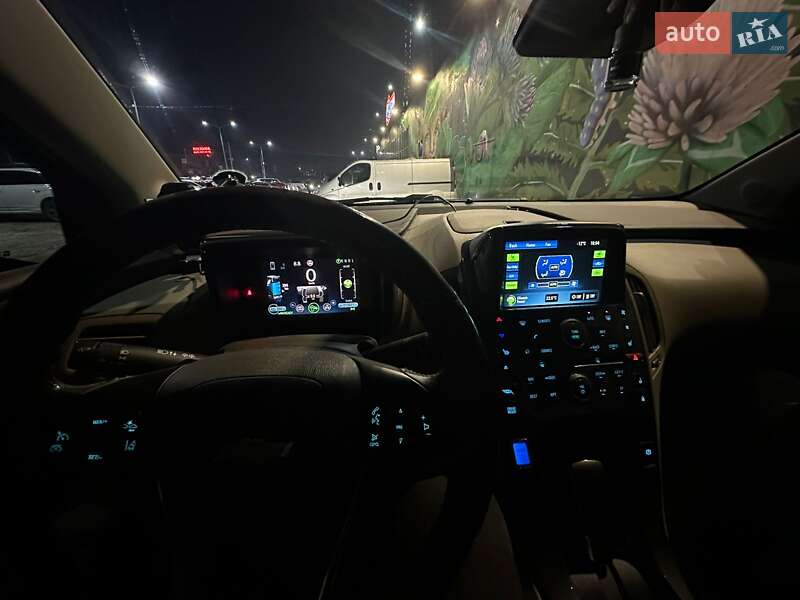 Хэтчбек Chevrolet Volt 2012 в Белогородке фото 11 Хэтчбек Chevrolet Volt 2012 в Белогородке