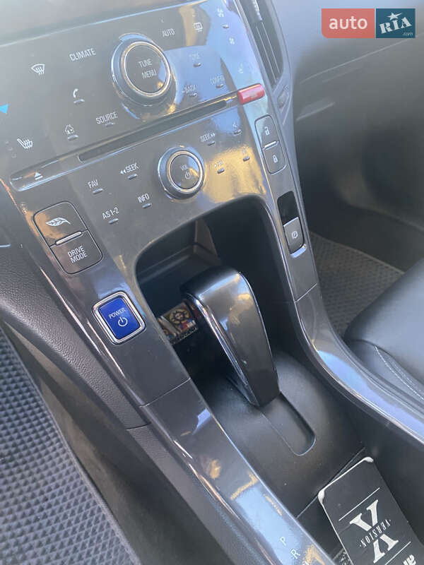 Хэтчбек Chevrolet Volt 2014 в Ромнах