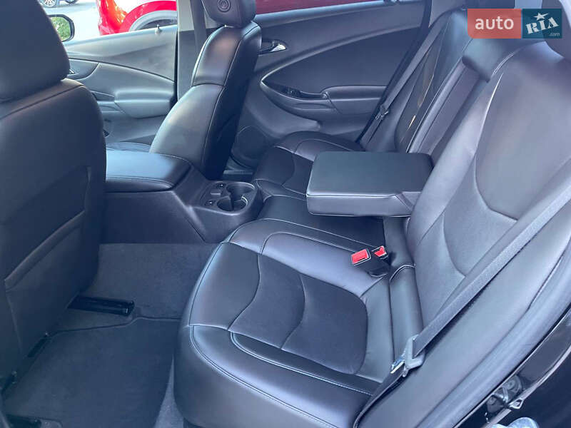 Хетчбек Chevrolet Volt 2017 в Луцьку