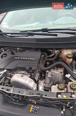 Хэтчбек Chevrolet Volt 2017 в Знаменке