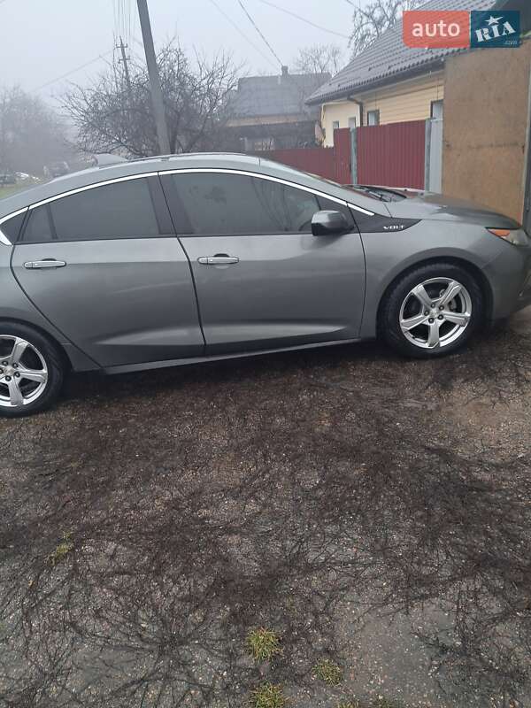 Хэтчбек Chevrolet Volt 2017 в Знаменке
