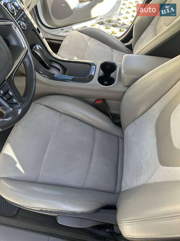 Хэтчбек Chevrolet Volt 2013 в Хмельницком