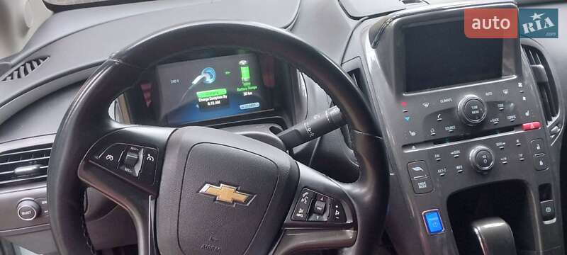 Хэтчбек Chevrolet Volt 2011 в Киеве