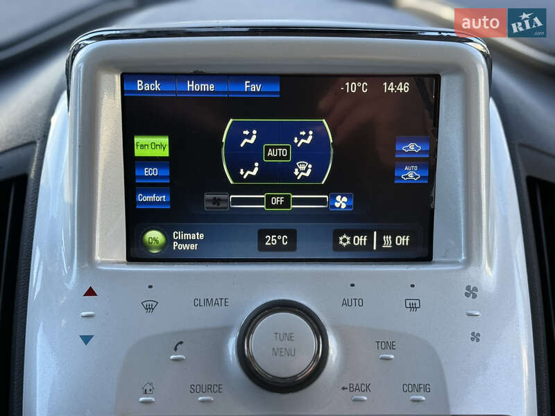 Хетчбек Chevrolet Volt 2013 в Києві