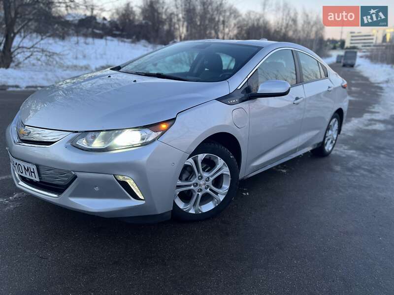 Хетчбек Chevrolet Volt 2016 в Києві