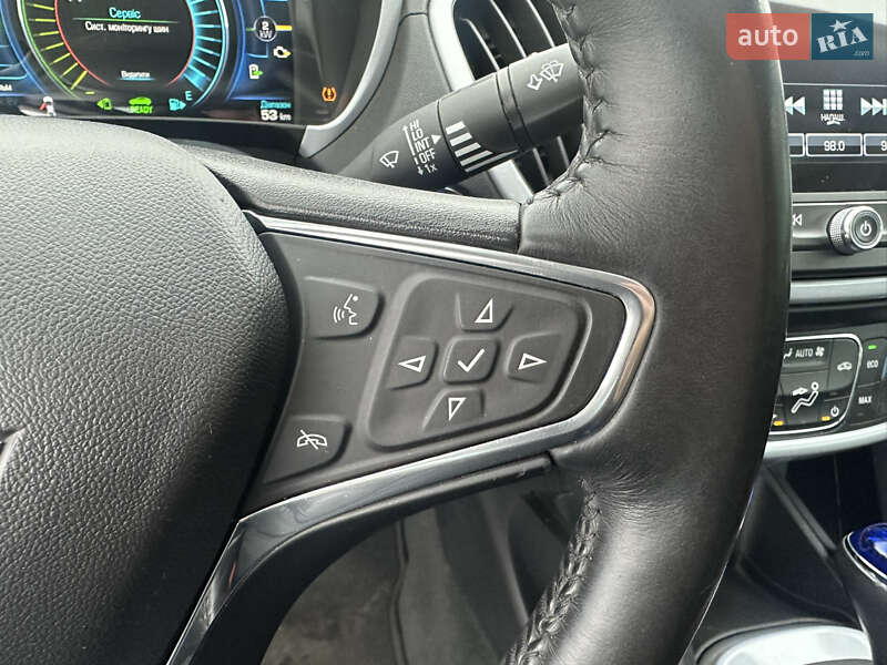 Хетчбек Chevrolet Volt 2016 в Києві фото 11 Хетчбек Chevrolet Volt 2016 в Києві