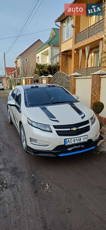Хэтчбек Chevrolet Volt 2011 в Ужгороде фото 2 Хэтчбек Chevrolet Volt 2011 в Ужгороде