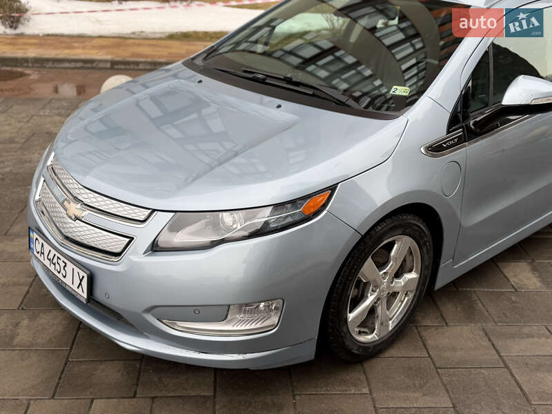Хэтчбек Chevrolet Volt 2013 в Киеве фото 3 Хэтчбек Chevrolet Volt 2013 в Киеве