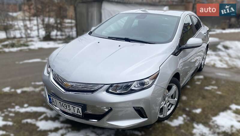 Хэтчбек Chevrolet Volt 2018 в Киеве