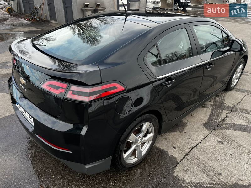 Хетчбек Chevrolet Volt 2011 в Чернігові