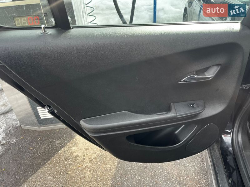Хетчбек Chevrolet Volt 2011 в Чернігові