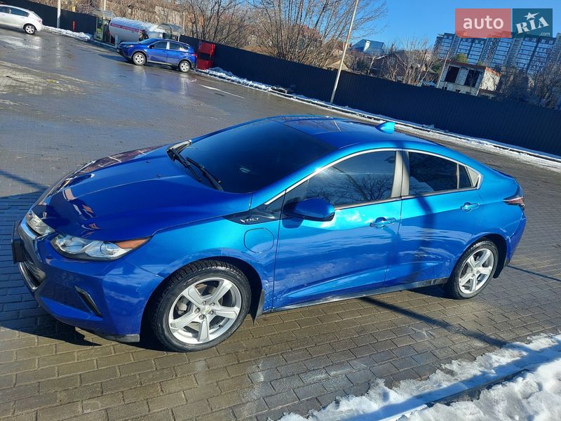 Хетчбек Chevrolet Volt 2016 в Дніпрі