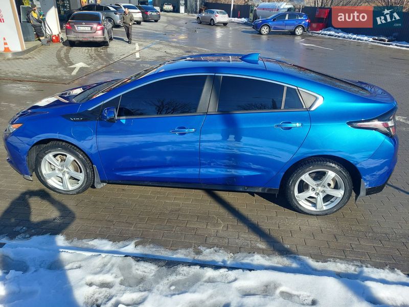Хетчбек Chevrolet Volt 2016 в Дніпрі