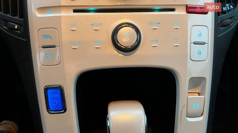 Хетчбек Chevrolet Volt 2012 в Києві