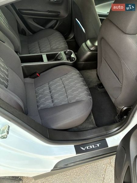 Хэтчбек Chevrolet Volt 2013 в Харькове