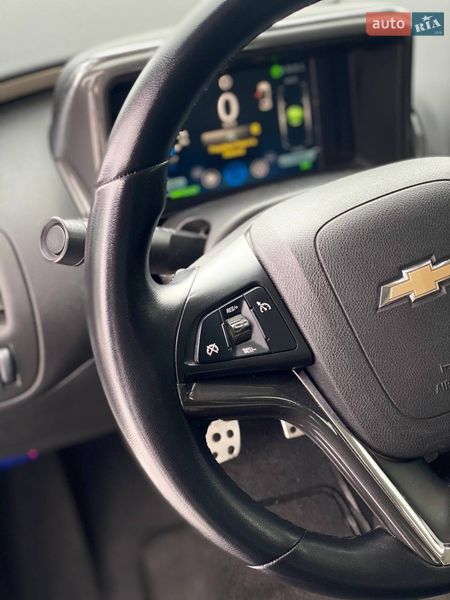 Хэтчбек Chevrolet Volt 2012 в Киеве