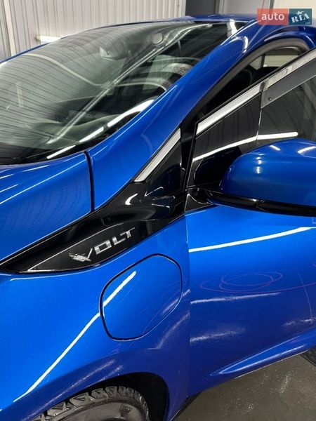 Хэтчбек Chevrolet Volt 2017 в Киеве