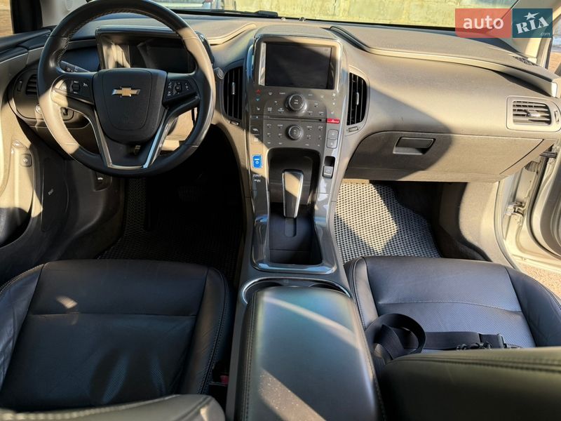 Хэтчбек Chevrolet Volt 2011 в Харькове