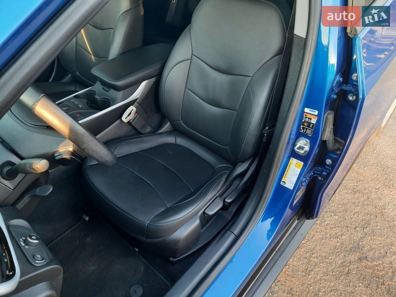 Хэтчбек Chevrolet Volt 2018 в Житомире