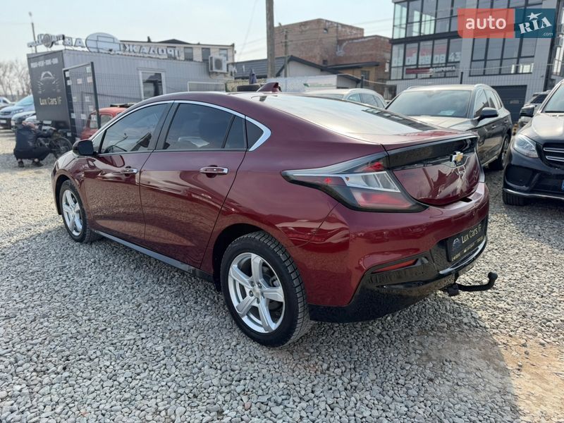 Хэтчбек Chevrolet Volt 2015 в Ивано-Франковске