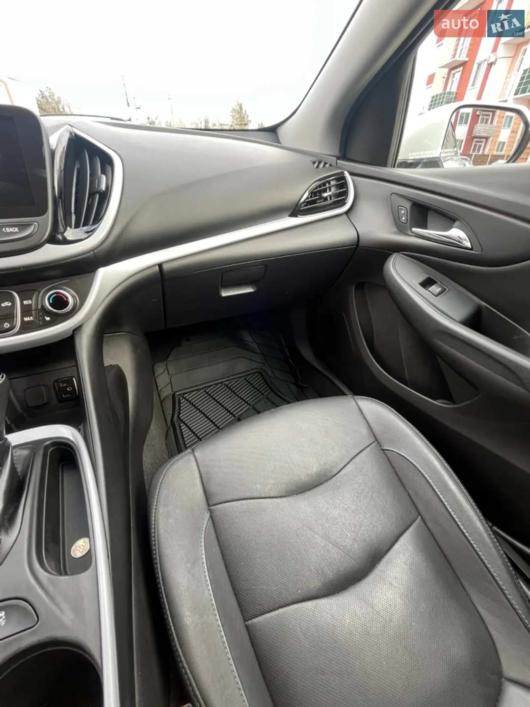 2018 Chevrolet Volt - мініатюра 19