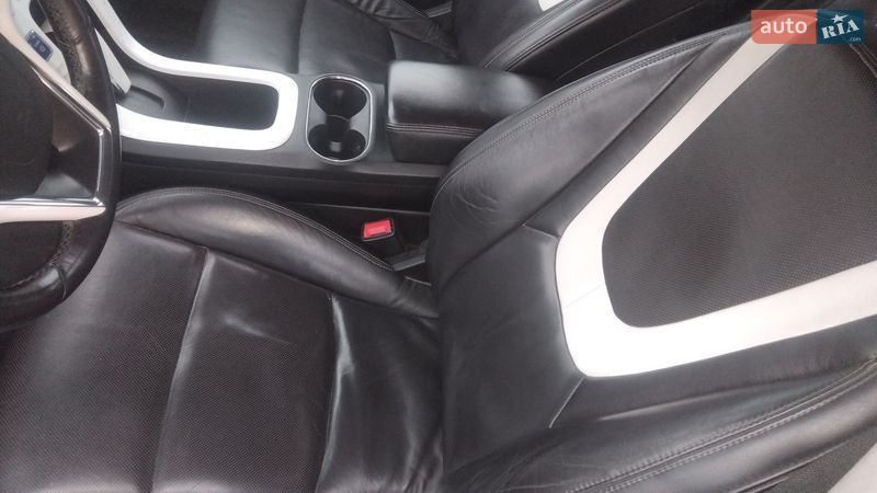 Хэтчбек Chevrolet Volt 2012 в Львове