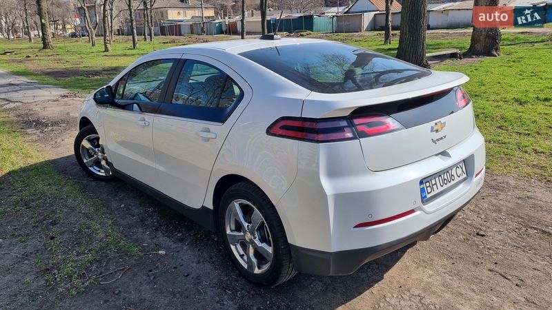 Хэтчбек Chevrolet Volt 2015 в Одессе