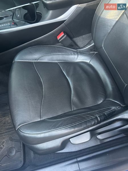 Хетчбек Chevrolet Volt 2017 в Києві