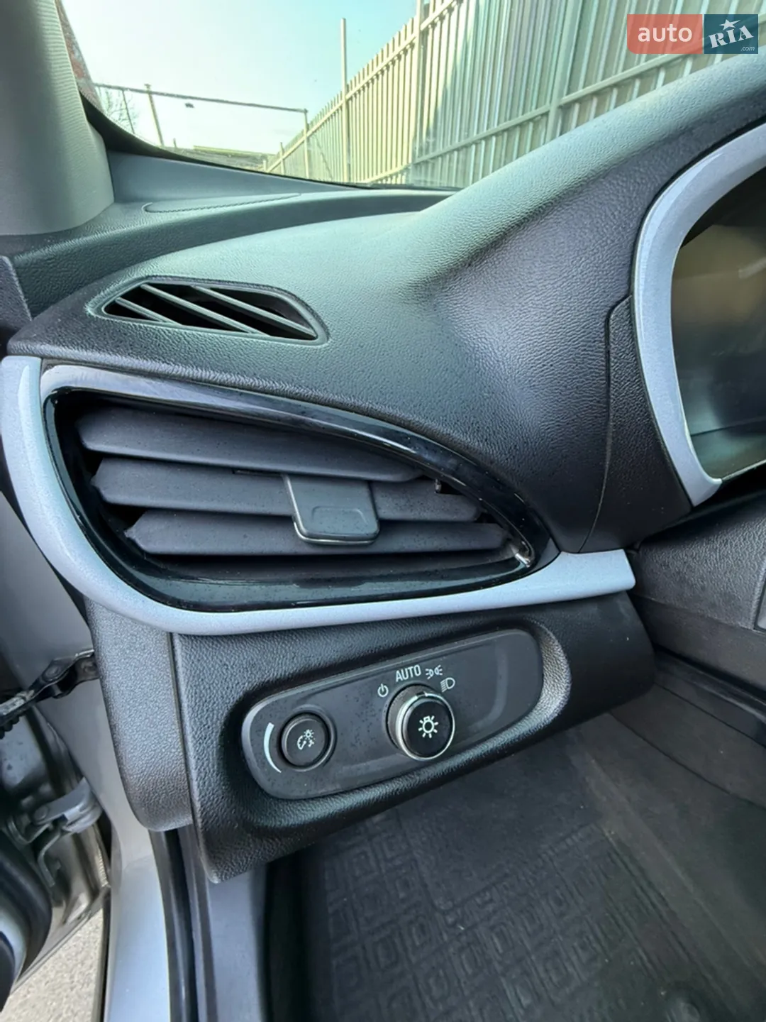 2016 Chevrolet Volt - мініатюра 39