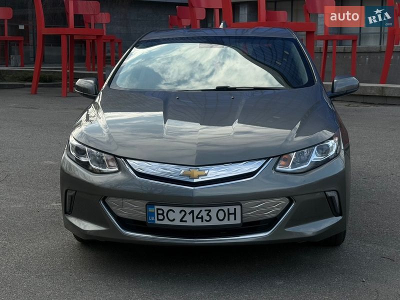 Хэтчбек Chevrolet Volt 2016 в Днепре