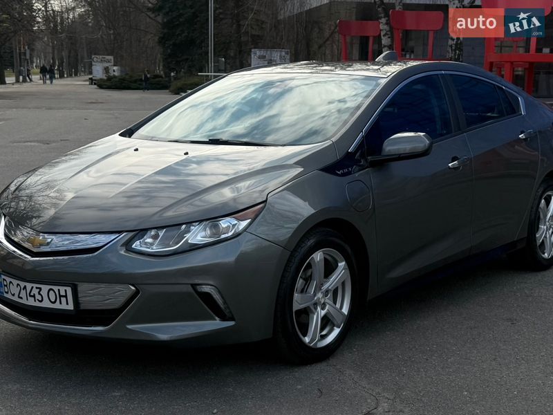 Хэтчбек Chevrolet Volt 2016 в Днепре