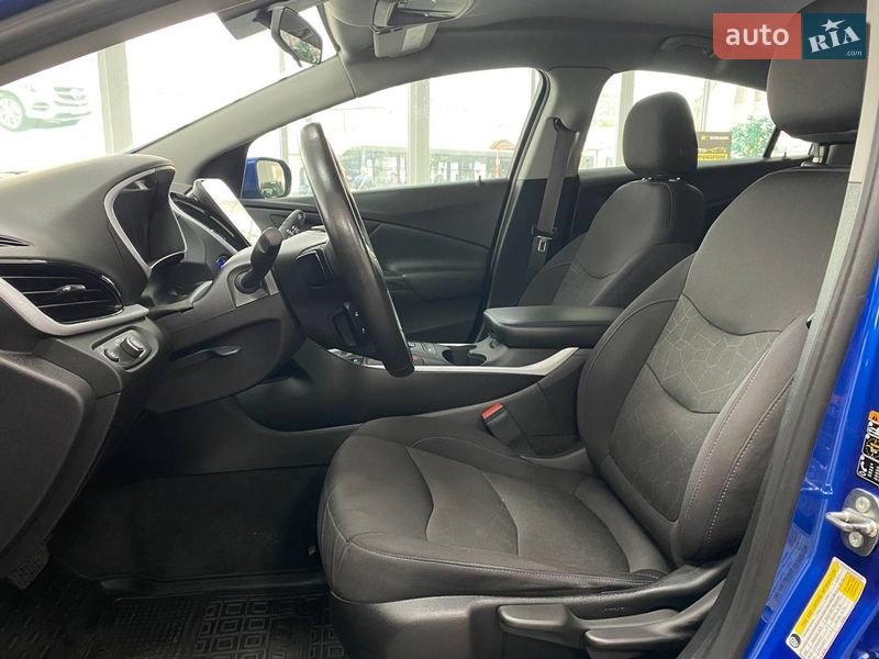 Хетчбек Chevrolet Volt 2017 в Києві