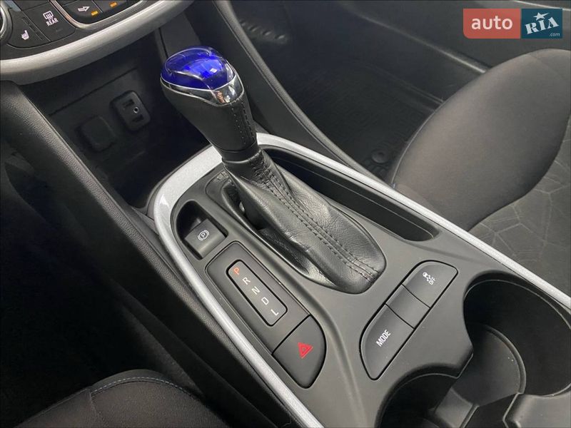 Хетчбек Chevrolet Volt 2017 в Києві