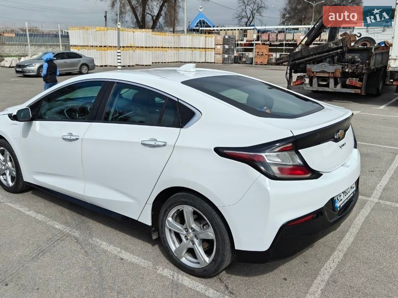 Хэтчбек Chevrolet Volt 2017 в Днепре фото 3 Хэтчбек Chevrolet Volt 2017 в Днепре