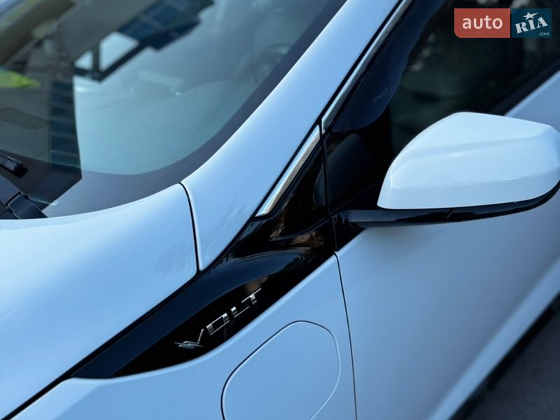 Хэтчбек Chevrolet Volt 2017 в Полтаве
