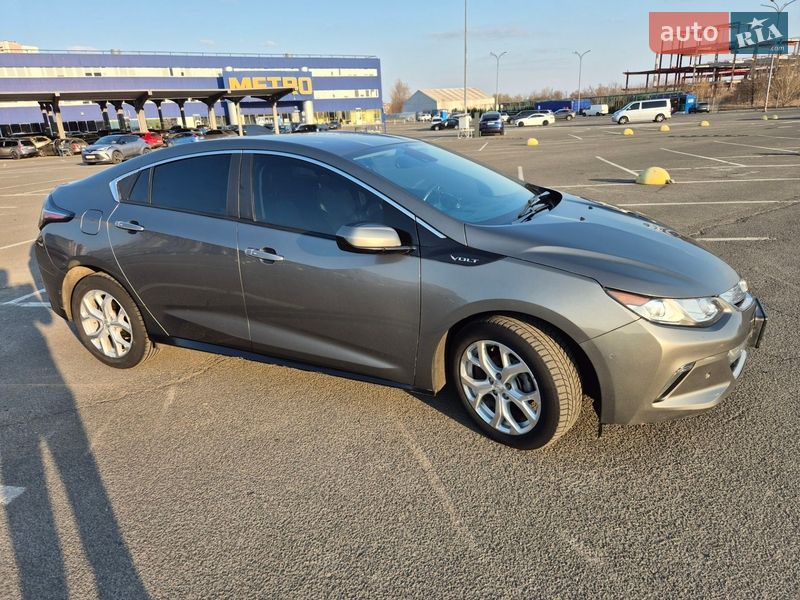 Хетчбек Chevrolet Volt 2015 в Києві фото 3 Хетчбек Chevrolet Volt 2015 в Києві