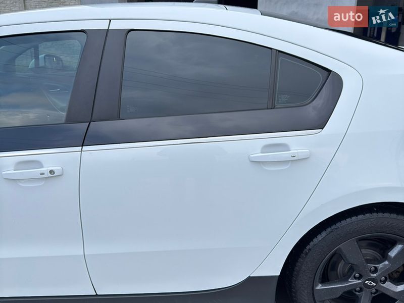 Хетчбек Chevrolet Volt 2013 в Харкові фото 11 Хетчбек Chevrolet Volt 2013 в Харкові