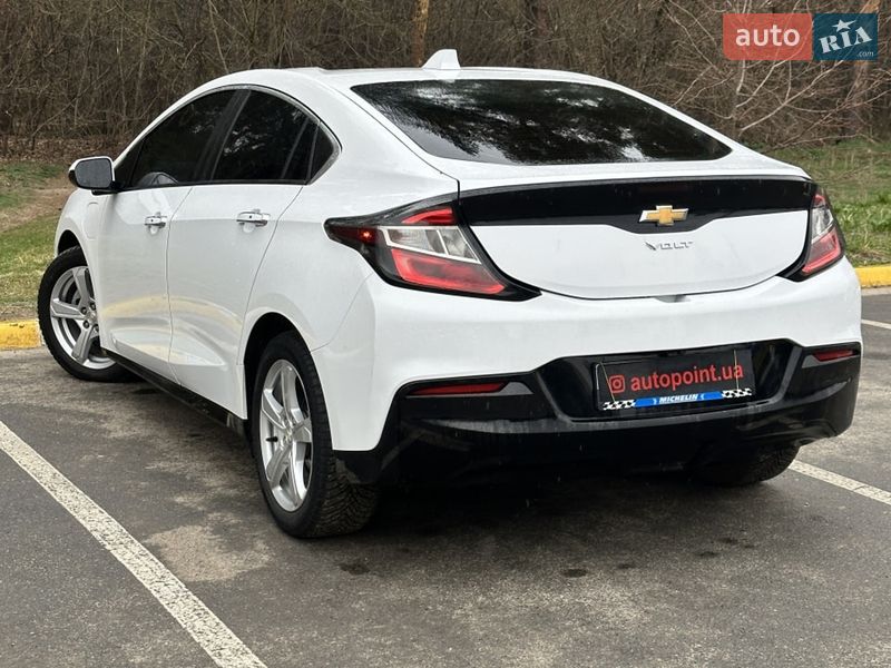 Хэтчбек Chevrolet Volt 2018 в Белогородке